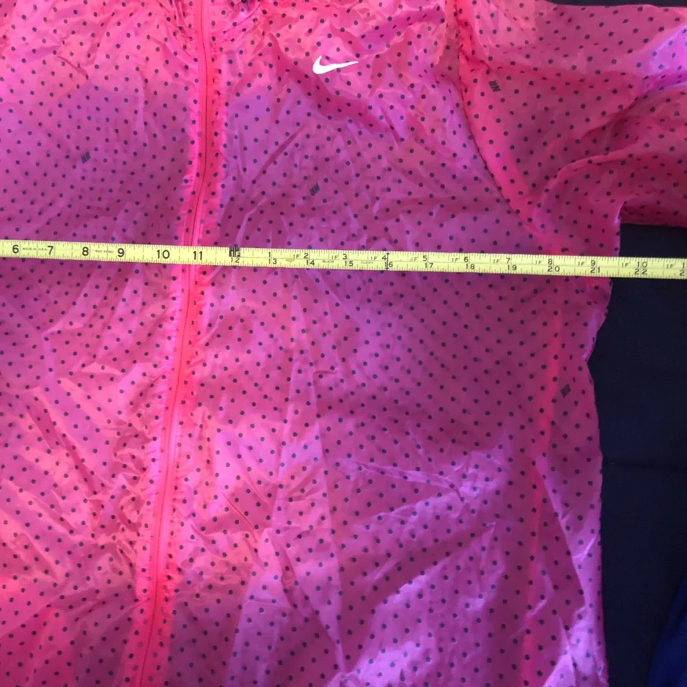 Nike Womens Running Windbreaker - Picture 8 of 12